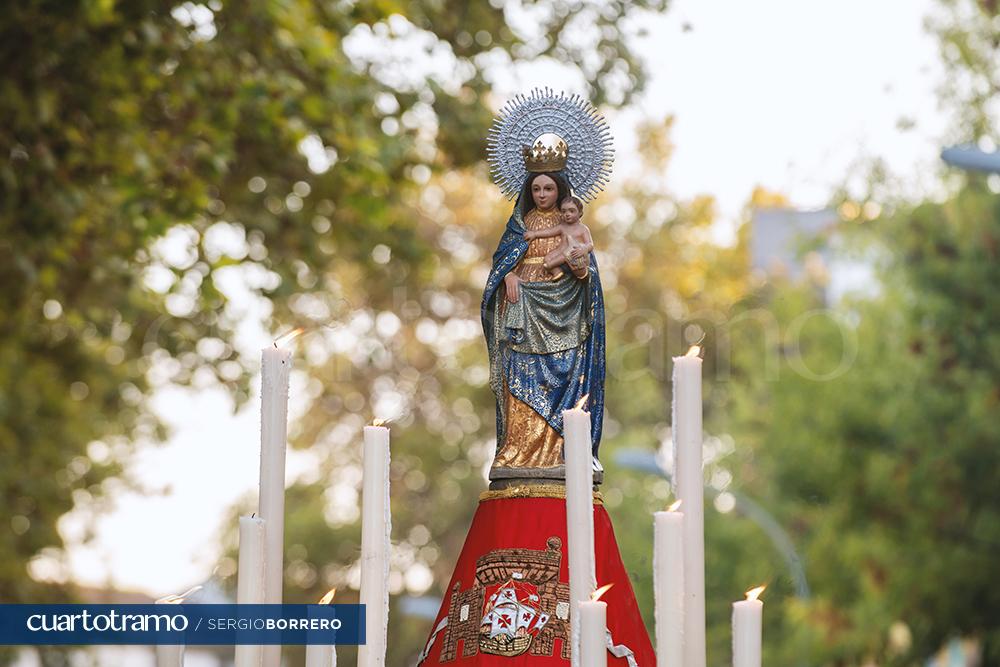 La Virgen Del Pilar Bendijo Las Calles De La Hispanidad En El Día De Su ...