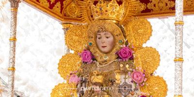 La Virgen del Rocío, preparada para la romería del reencuentro